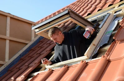 Pose de fenêtres de toit Velux à Vautebis